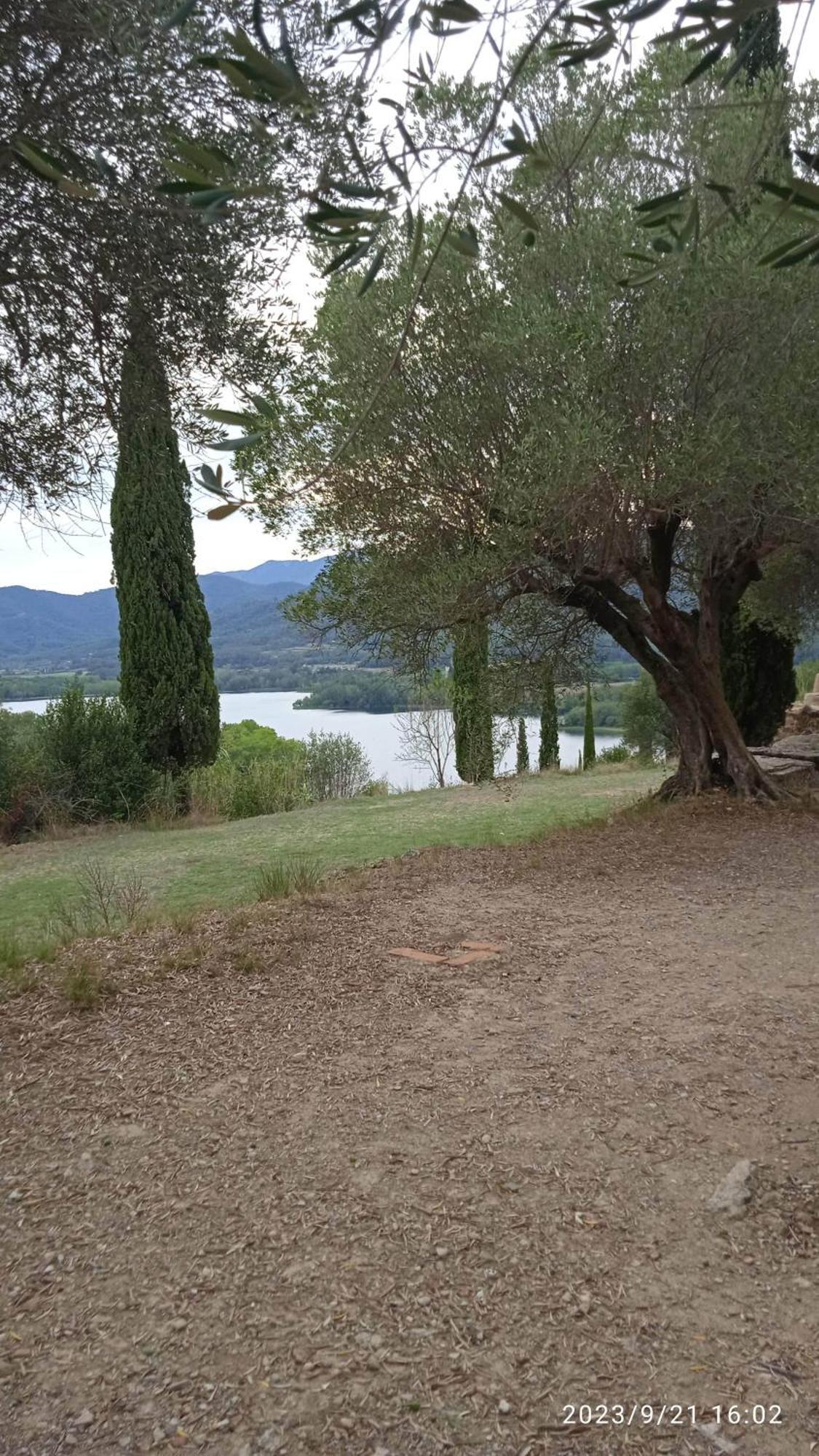 La Terraza Hotel Banyoles Exterior photo